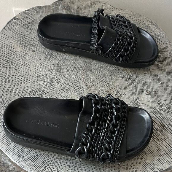 Kendall + Kylie Shiloh chain link slides Black sz 5.5 - Picture 9 of 9